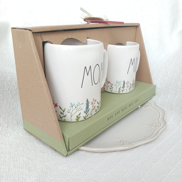 Rae Dunn Mom and Mini Floral Butterfly Ceramic Mug Gift Box Set - Picture 11 of 16